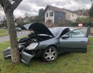 Accident seul : l'assurance indemnise-t-elle les dégâts ?